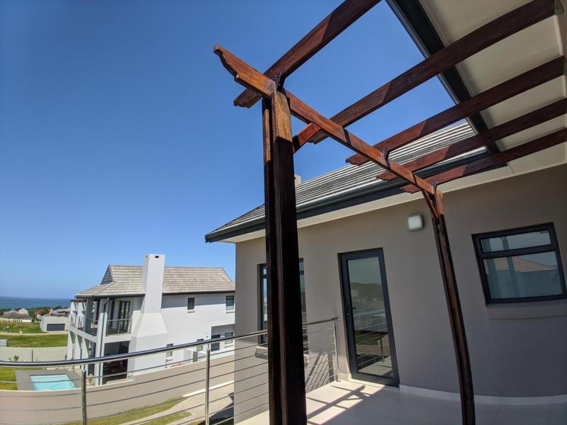4 Bedroom Property for Sale in Kidds Beach Eastern Cape
